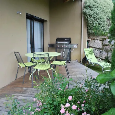 Сasa de vacaciones Le Cocon